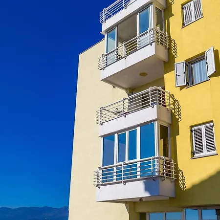 Mondo * Rijeka